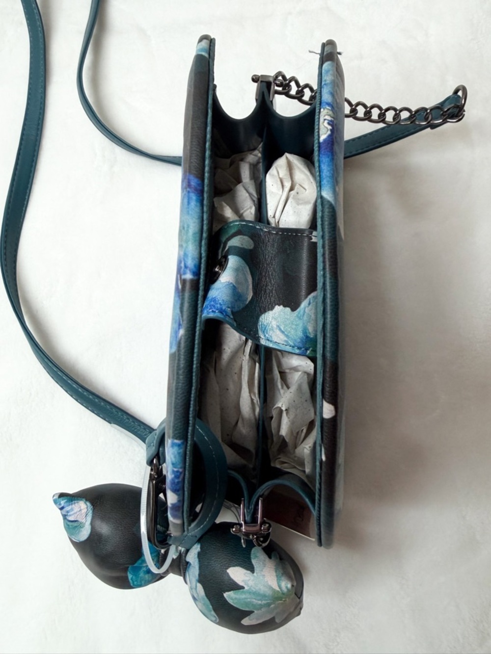 NWT Betsey Johnson Blue Floral Mini Crossbody Satchel Bow Heart Charm Bag - Picture 4 of 4